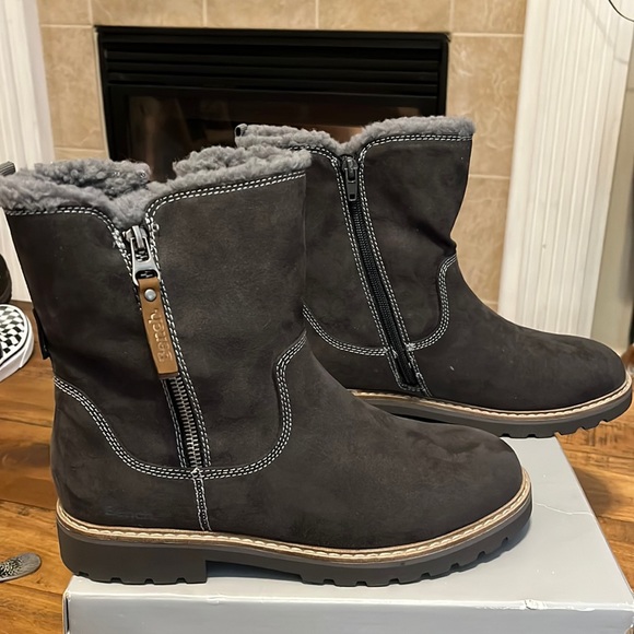 Bench | Shoes | Bench Julie Boots Grey Size New In Box Inner Zipper |  Poshmark